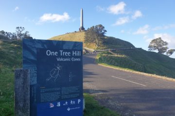 ワンツリーヒル観光 U2 One tree hill オークランド